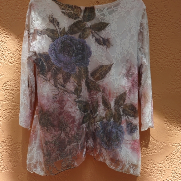 Brittany Black Women's Blouse Laced outer with printed floral size PM - Picture 10 of 12